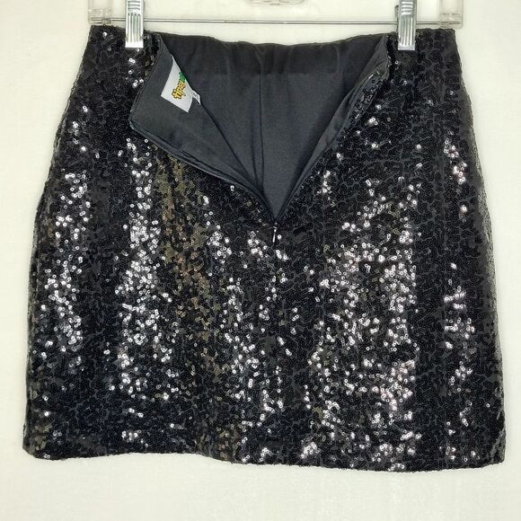 Tipsy Elves Black Sequin Mini Skirt Size Medium - Picture 3 of 5